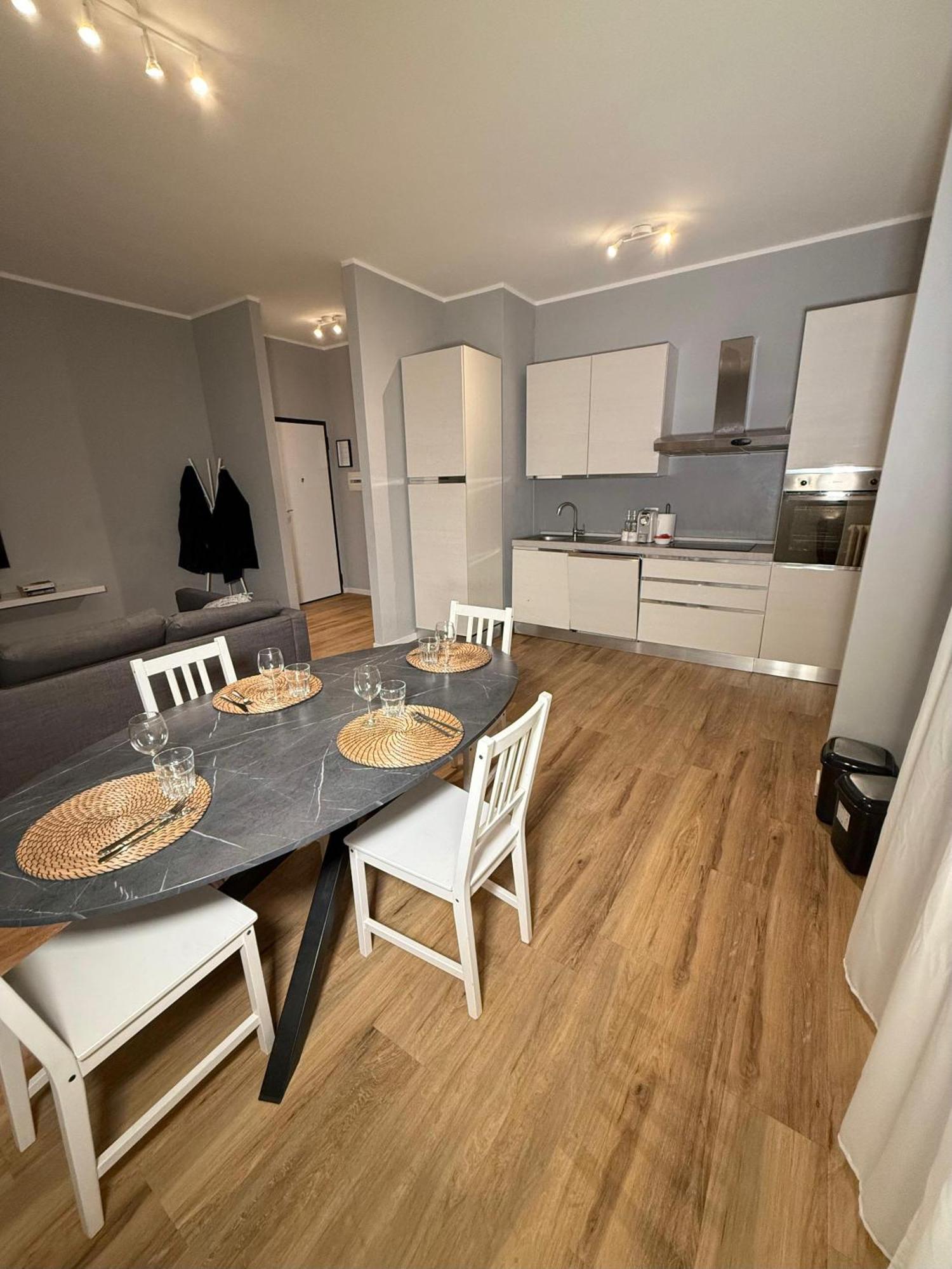 Casa Genny Apartment Галарате Екстериор снимка